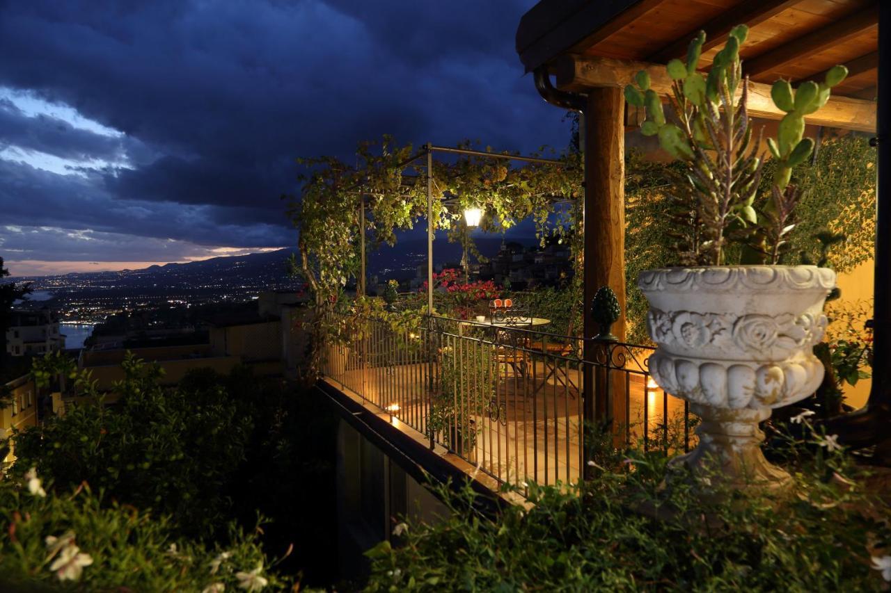Le Terrazze Del Teatro Greco Vila Taormina Exterior foto